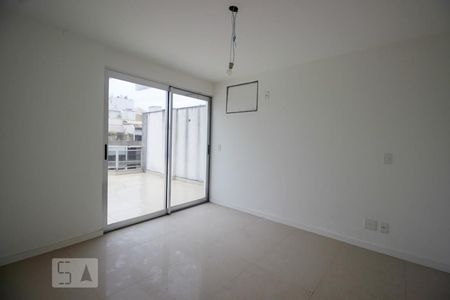 Quarto de apartamento à venda com 2 quartos, 180m² em Recreio dos Bandeirantes, Rio de Janeiro