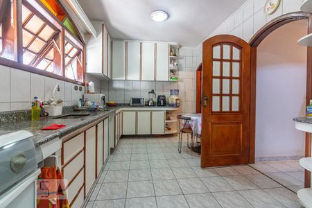 Cozinha de casa à venda com 3 quartos, 300m² em Umuarama, Osasco