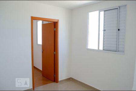 Sala 2 de apartamento para alugar com 1 quarto, 46m² em Humaitá, Porto Alegre