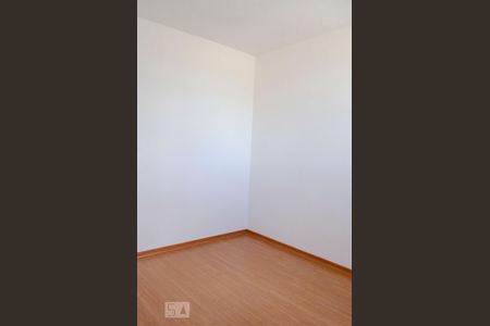 Quarto  de apartamento para alugar com 1 quarto, 46m² em Humaitá, Porto Alegre