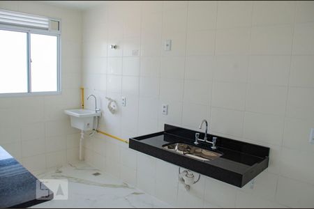 Cozinha  e Lavanderia  de apartamento para alugar com 1 quarto, 46m² em Humaitá, Porto Alegre