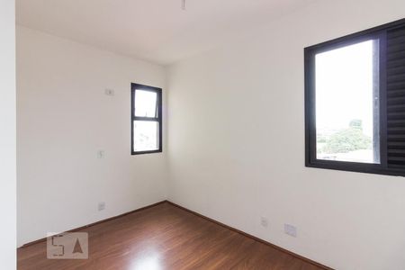 Quarto 1 de apartamento para alugar com 3 quartos, 70m² em Parque Peruche, São Paulo