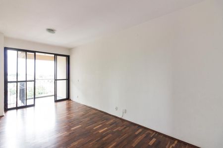 Sala de apartamento para alugar com 3 quartos, 70m² em Parque Peruche, São Paulo