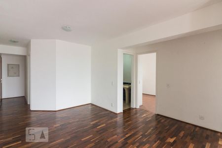 Sala de apartamento para alugar com 3 quartos, 70m² em Parque Peruche, São Paulo