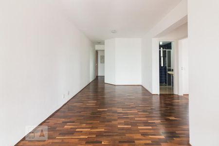 Sala de apartamento para alugar com 3 quartos, 70m² em Parque Peruche, São Paulo