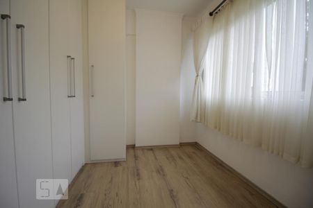 Quarto 2 de apartamento para alugar com 3 quartos, 64m² em Jardim Arpoador, São Paulo