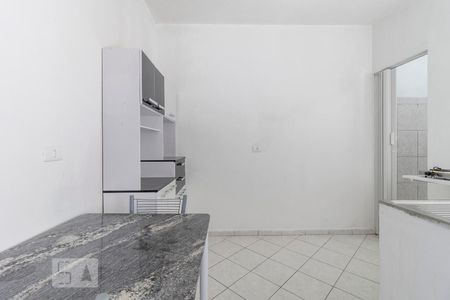 Cozinha de kitnet/studio para alugar com 1 quarto, 36m² em Jardim Lourdes (zona Sul), São Paulo