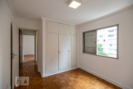 Quarto 1 de apartamento para alugar com 2 quartos, 84m² em Indianópolis, São Paulo