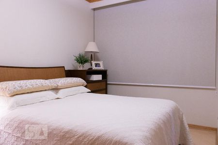 Suite de apartamento à venda com 4 quartos, 190m² em Vila Mariana, São Paulo