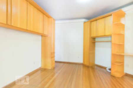 Dormitório 3 de casa à venda com 5 quartos, 458m² em Chácara das Pedras, Porto Alegre