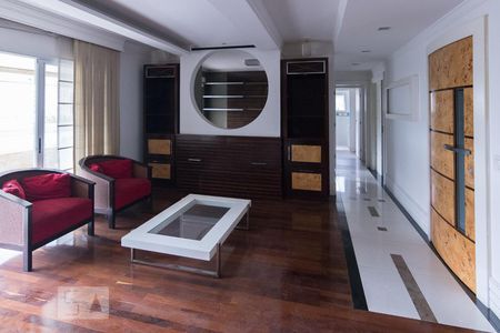 Sala de apartamento à venda com 4 quartos, 170m² em Pacaembu, São Paulo
