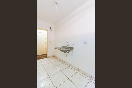 Cozinha de apartamento à venda com 2 quartos, 50m² em Partenon, Porto Alegre