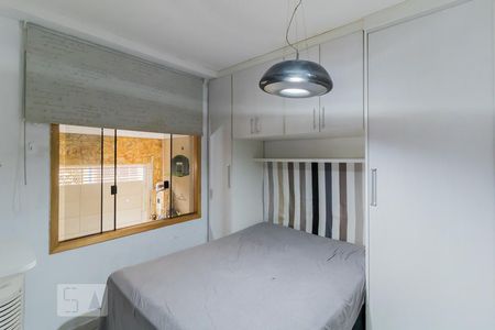 Quarto 1 de casa para alugar com 3 quartos, 350m² em Cidade Antônio Estevão de Carvalho, São Paulo