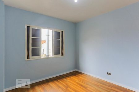 Quarto Suíte 1  de casa para alugar com 3 quartos, 120m² em Jardim Santa Emília, São Paulo