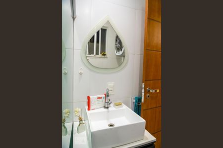 Banheiro de kitnet/studio à venda com 1 quarto, 30m² em Leme, Rio de Janeiro