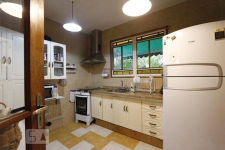 Cozinha de casa à venda com 3 quartos, 340m² em Jacarepaguá, Rio de Janeiro