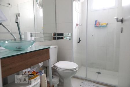 Banheiro de apartamento à venda com 2 quartos, 57m² em Brás, São Paulo