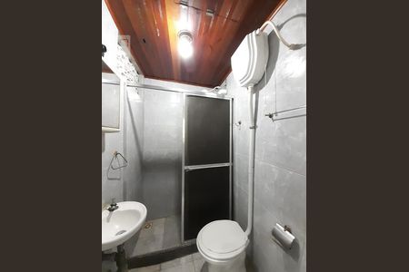 Banheiro Social de casa para alugar com 1 quarto, 40m² em Cachambi, Rio de Janeiro