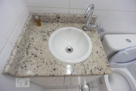 Banheiro de apartamento para alugar com 3 quartos, 89m² em Jardim Proença, Campinas