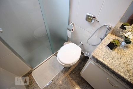 Banheiro Social de apartamento à venda com 3 quartos, 100m² em Lourdes, Belo Horizonte