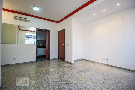 Apartamento para alugar com 3 quartos, 80m² em Santa Efigênia, Belo Horizonte