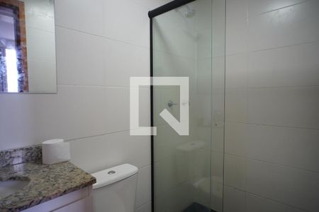 Banheiro de apartamento para alugar com 2 quartos, 50m² em Protásio Alves, Porto Alegre