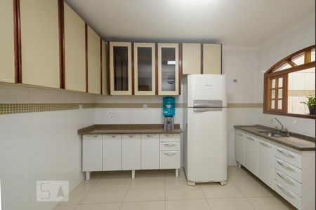 Cozinha de casa à venda com 3 quartos, 117m² em Vila Augusta, Guarulhos