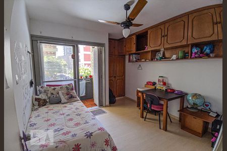 Dormitório 3 de casa à venda com 4 quartos, 270m² em Centro, São Leopoldo
