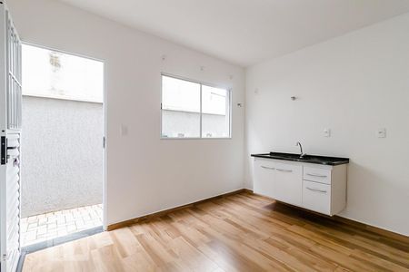 Sala de apartamento para alugar com 1 quarto, 24m² em Vila Nair, São Paulo