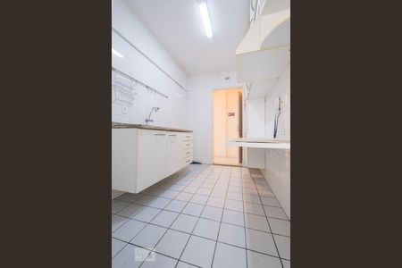 Cozinha de apartamento à venda com 2 quartos, 64m² em Jardim Nosso Lar, São Paulo