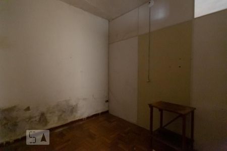 Quarto 2 de casa para alugar com 5 quartos, 35m² em Vila Bela, São Paulo