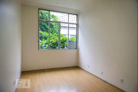 Sala de apartamento para alugar com 1 quarto, 46m² em Copacabana, Rio de Janeiro