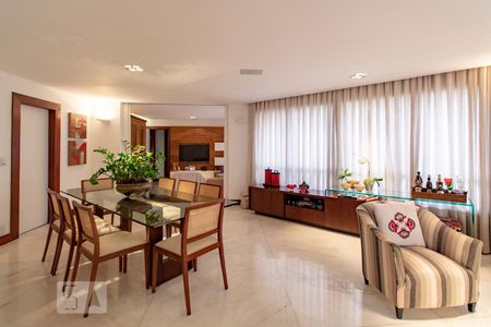 Sala de apartamento para alugar com 4 quartos, 200m² em Sion, Belo Horizonte