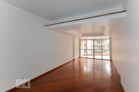 Sala de apartamento para alugar com 3 quartos, 135m² em Tijuca, Rio de Janeiro