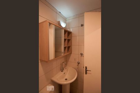 Banheiro de apartamento para alugar com 2 quartos, 50m² em Luz, São Paulo