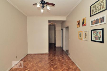 Sala. de apartamento para alugar com 1 quarto, 46m² em Copacabana, Rio de Janeiro