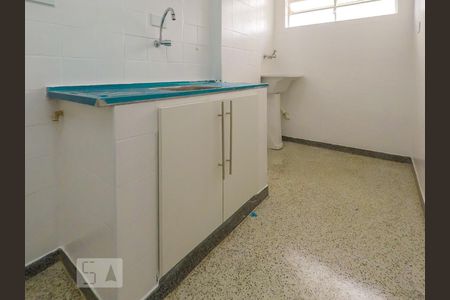 Cozinha de apartamento para alugar com 1 quarto, 49m² em Liberdade, São Paulo