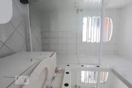 Banheiro suíte de casa de condomínio para alugar com 3 quartos, 520m² em Anil, Rio de Janeiro