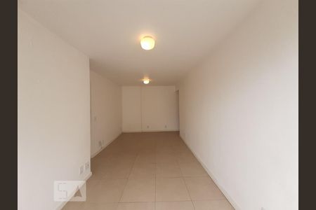 Sala de apartamento para alugar com 2 quartos, 60m² em Lins de Vasconcelos, Rio de Janeiro