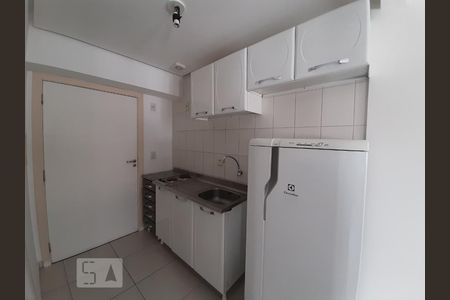 Cozinha de kitnet/studio para alugar com 1 quarto, 38m² em Centro Histórico, Porto Alegre