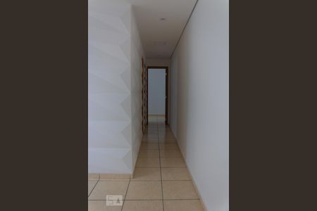 Corredor de apartamento à venda com 2 quartos, 47m² em Conjunto Helena Antipoff, Belo Horizonte