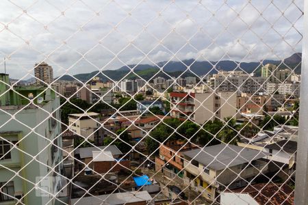 Vista da Rua de apartamento à venda com 2 quartos, 50m² em Todos Os Santos, Rio de Janeiro