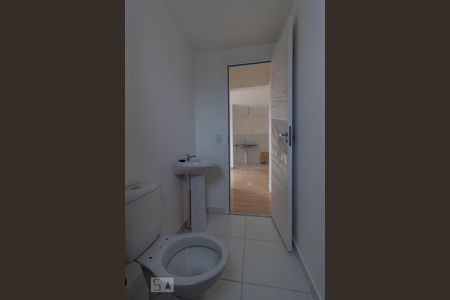 Banheiro de apartamento para alugar com 2 quartos, 49m² em Rocha, Rio de Janeiro