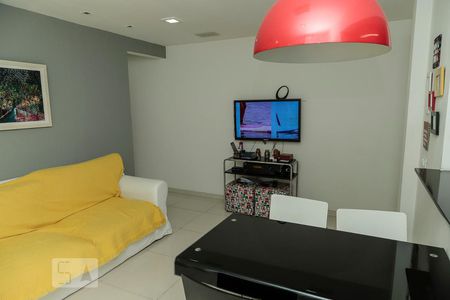 Sala de apartamento à venda com 2 quartos, 58m² em Engenho de Dentro, Rio de Janeiro