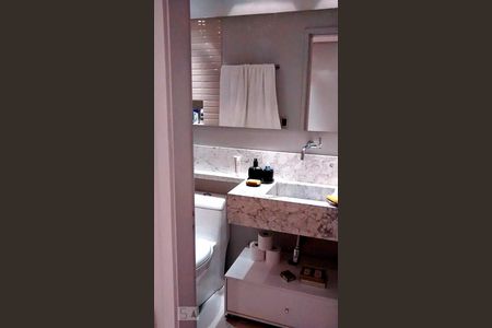 Banheiro de apartamento à venda com 1 quarto, 58m² em Ideal, Novo Hamburgo