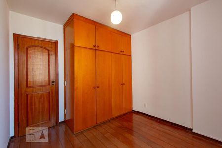 Quarto 1 de apartamento à venda com 2 quartos, 75m² em Icaraí, Niterói