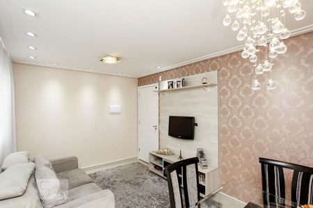 Sala de apartamento para alugar com 3 quartos, 68m² em Vila Augusta, Guarulhos