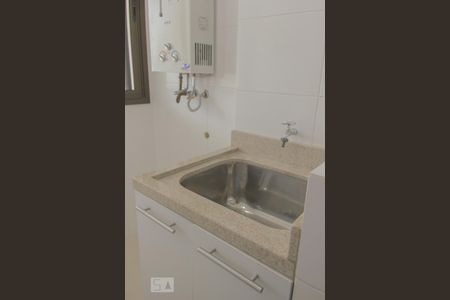 Detalhe da area de serviço de apartamento para alugar com 2 quartos, 64m² em Itacorubi, Florianópolis