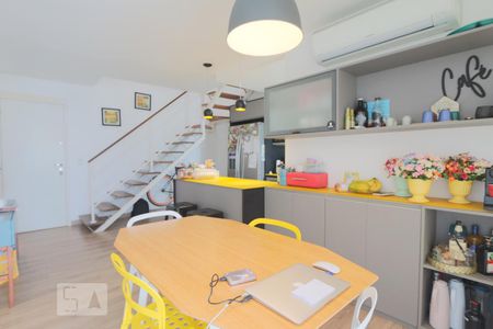 Detalhe Sala de apartamento à venda com 2 quartos, 100m² em Jacarepaguá, Rio de Janeiro