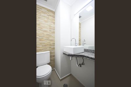 Lavabo de apartamento à venda com 4 quartos, 120m² em Vila Suzana, São Paulo